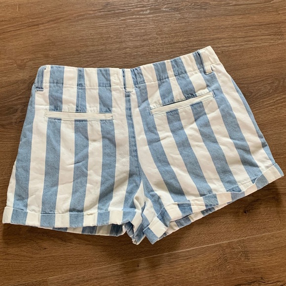 SOLD - Picture 2 of 4